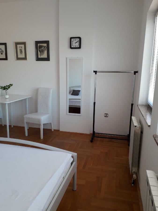Apartman Dunja Ns 2 Novi Sad Extérieur photo