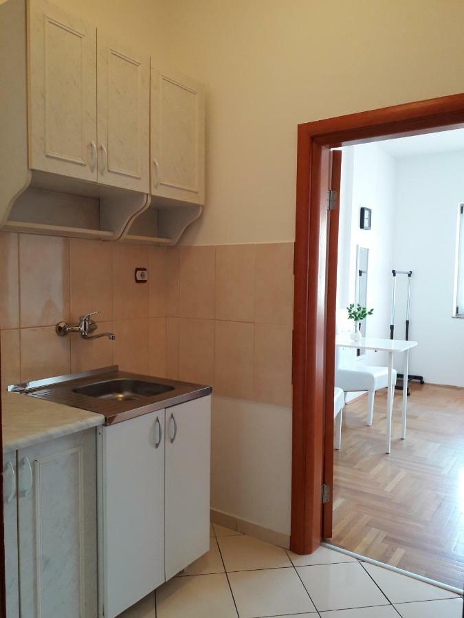 Apartman Dunja Ns 2 Novi Sad Extérieur photo
